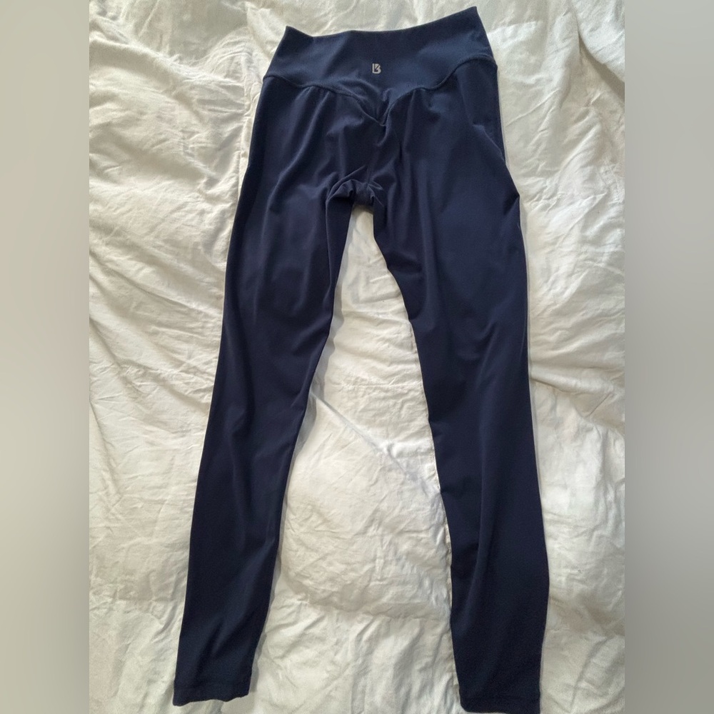 Women’s buff bunny leggings.